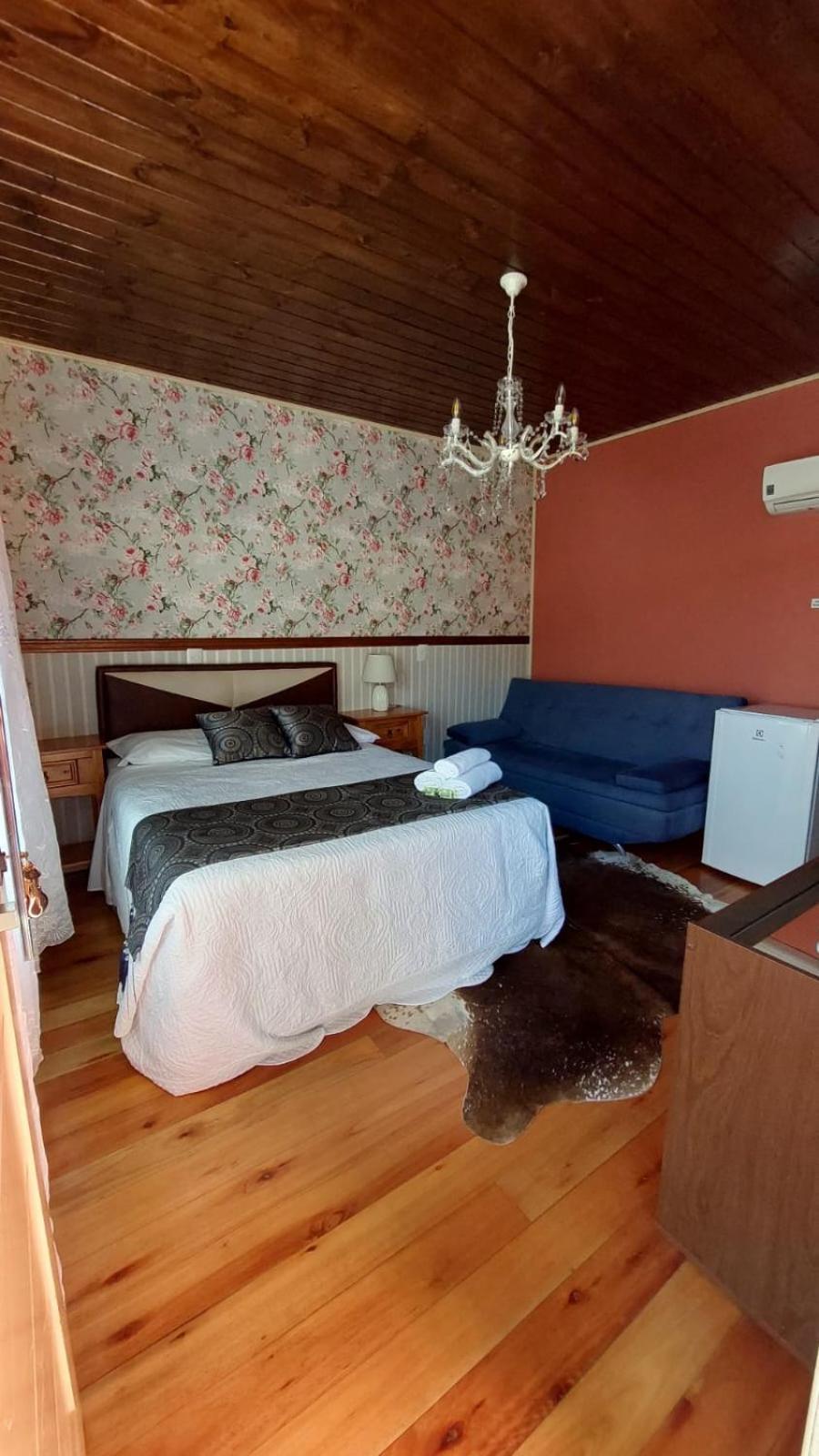 Requinte Serrano Inn