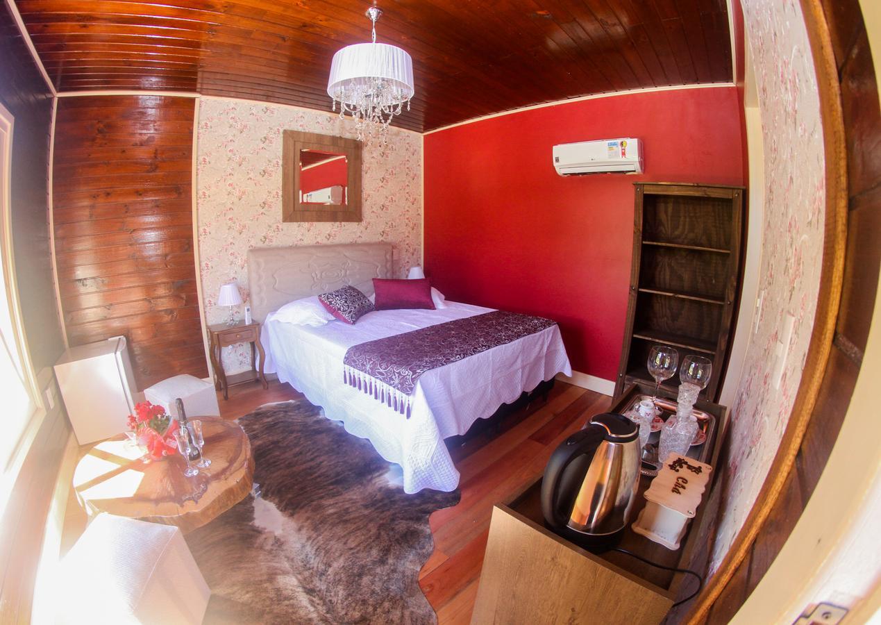 Requinte Serrano Inn *